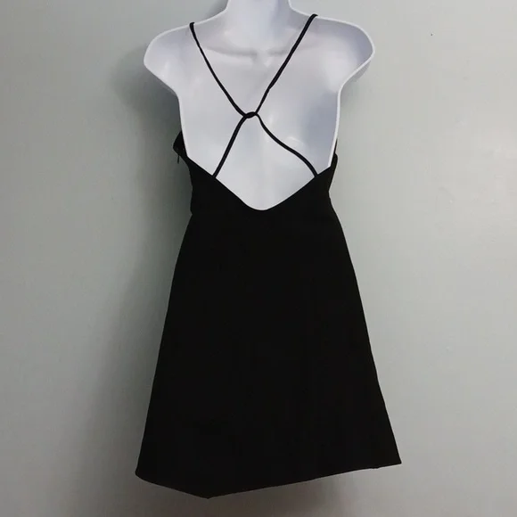 Zara size medium women's black mini dress spaghetti criss-cross strap. - Picture 7 of 17